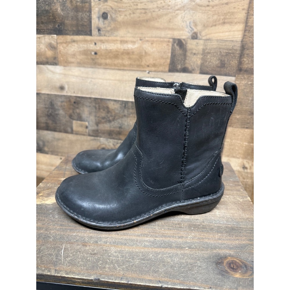 UGG Simmens Black Leather Waterproof Ankle Biker Boots 1004177 Womens‎ 7
